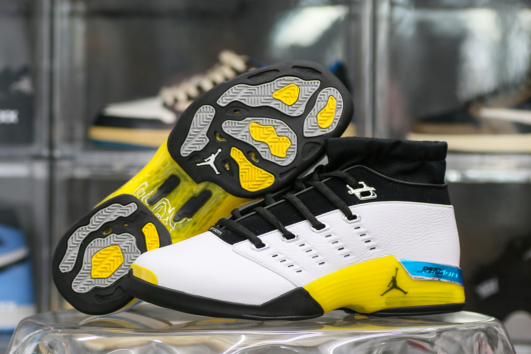 Jordan 17 Retro Low SP All Star Lightning 2024 (Regular box)