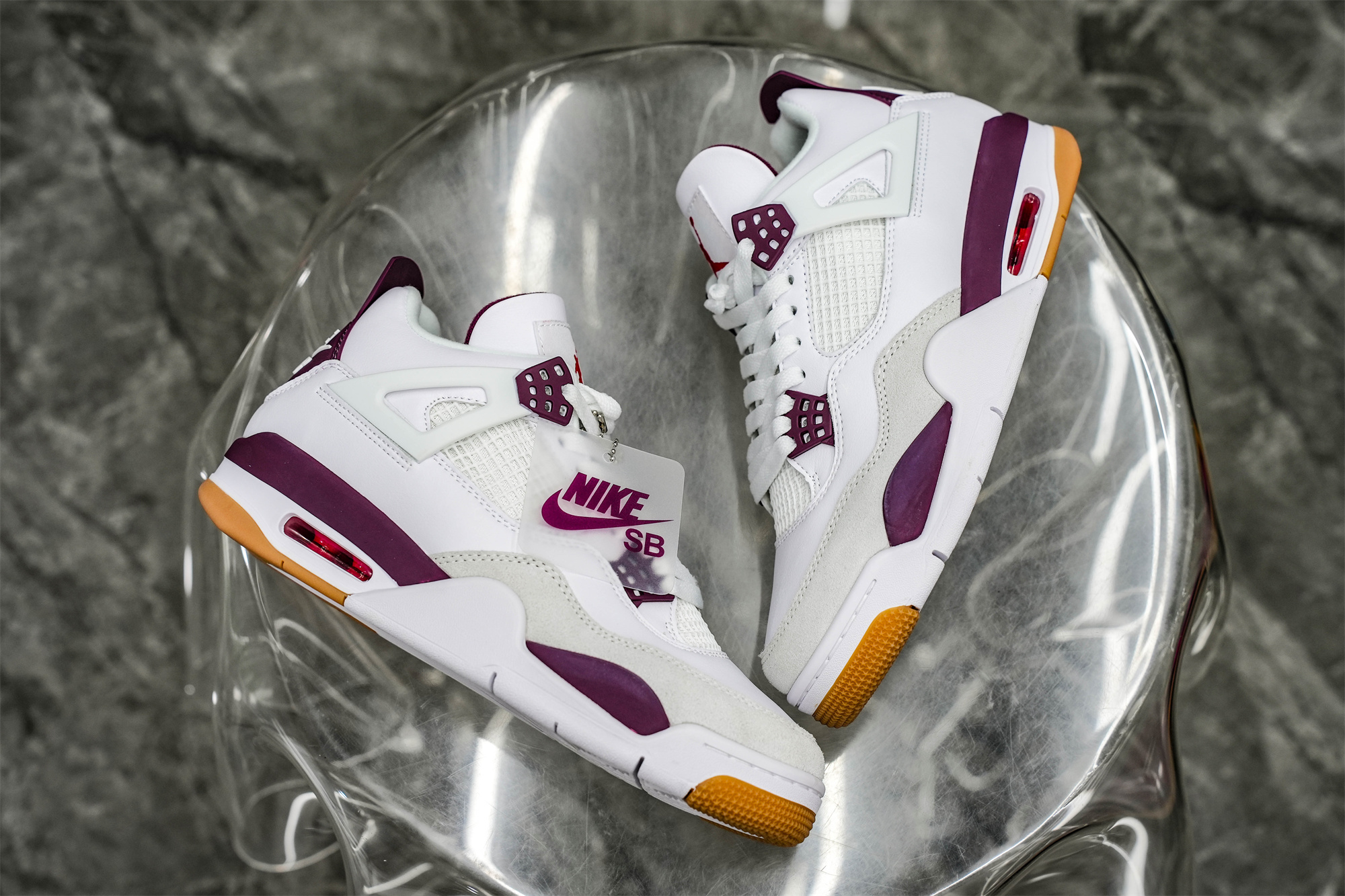 Air Jordan 4 Retro SP X Nike SB Bordeaux Red