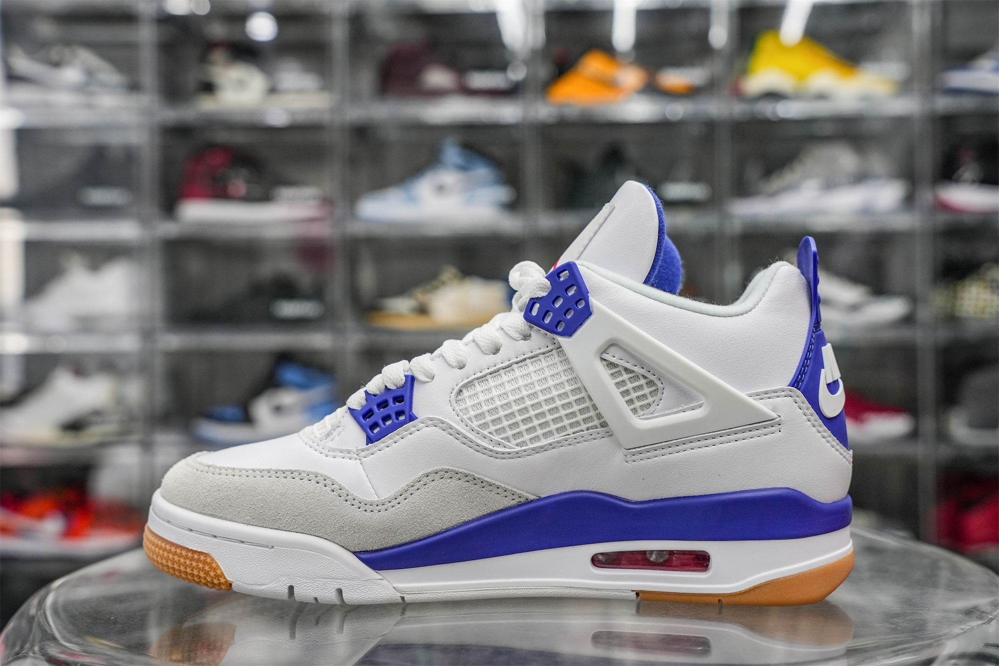 Air Jordan 4 Retro SP X Nike SB White Purple