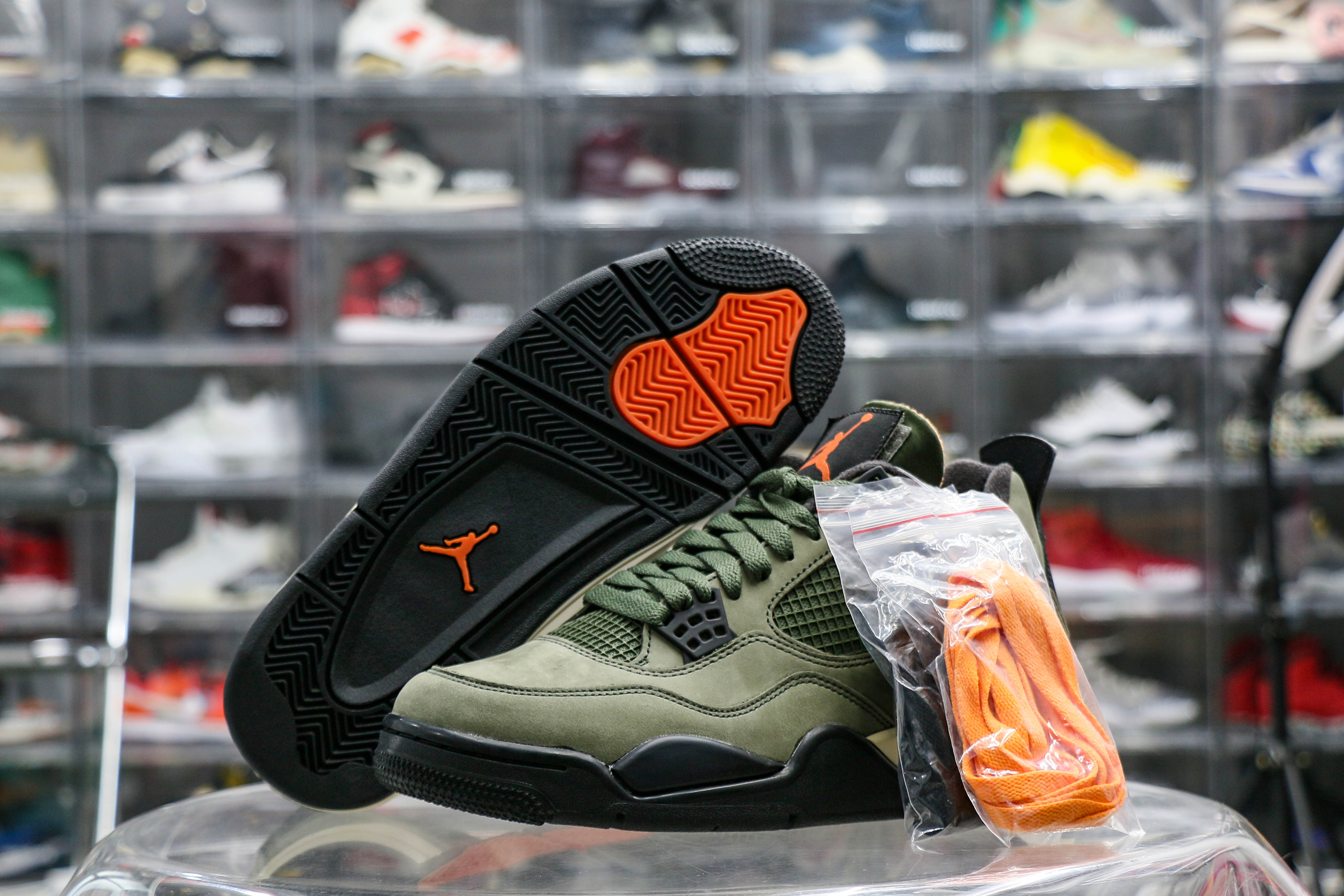 Air Jordan 4 Retro ‘Undefeated’ 2005