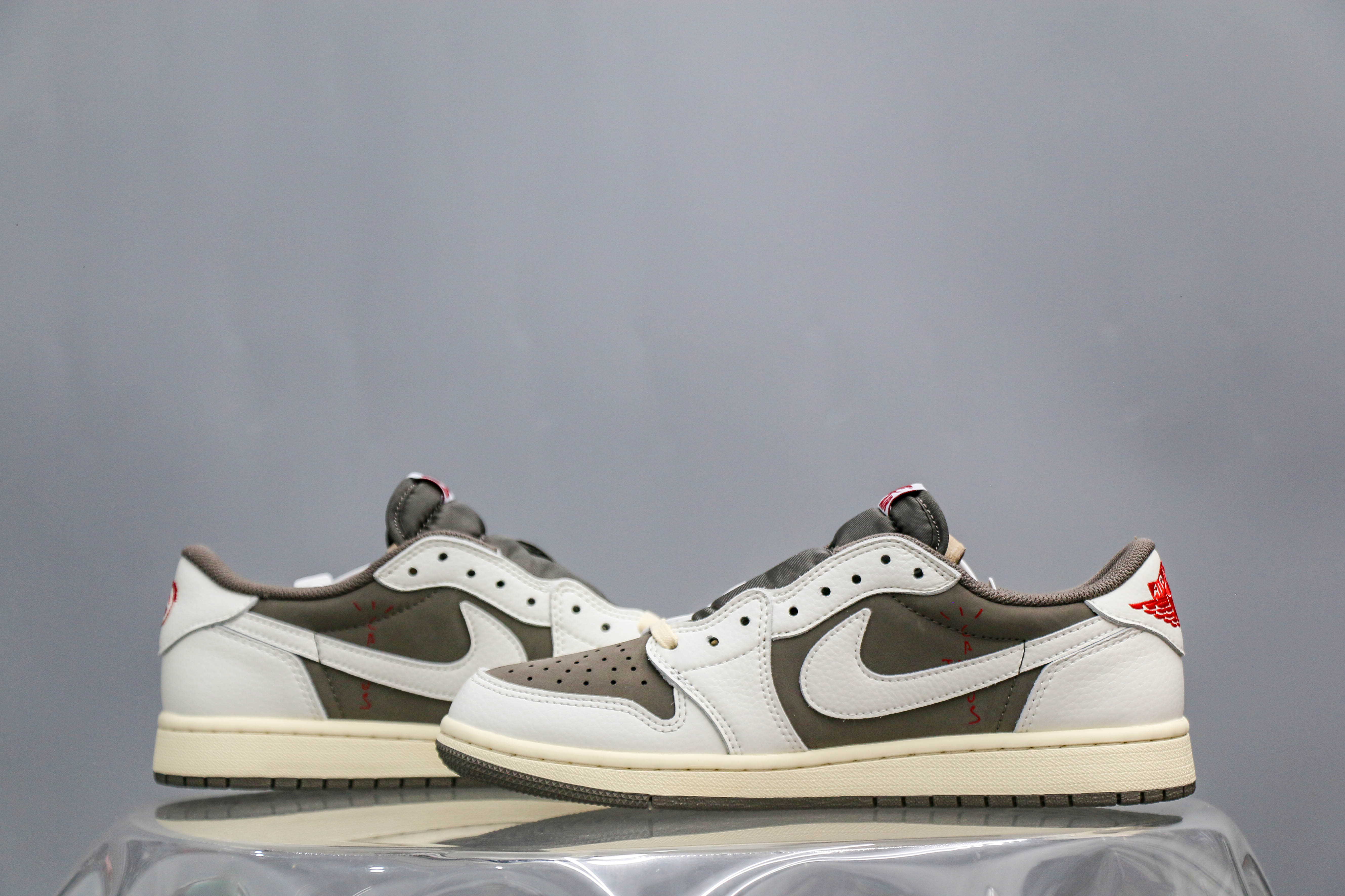 Travis Scott x Air Jordan 1 Low OG Reverse Mocha（A2 Batch)
