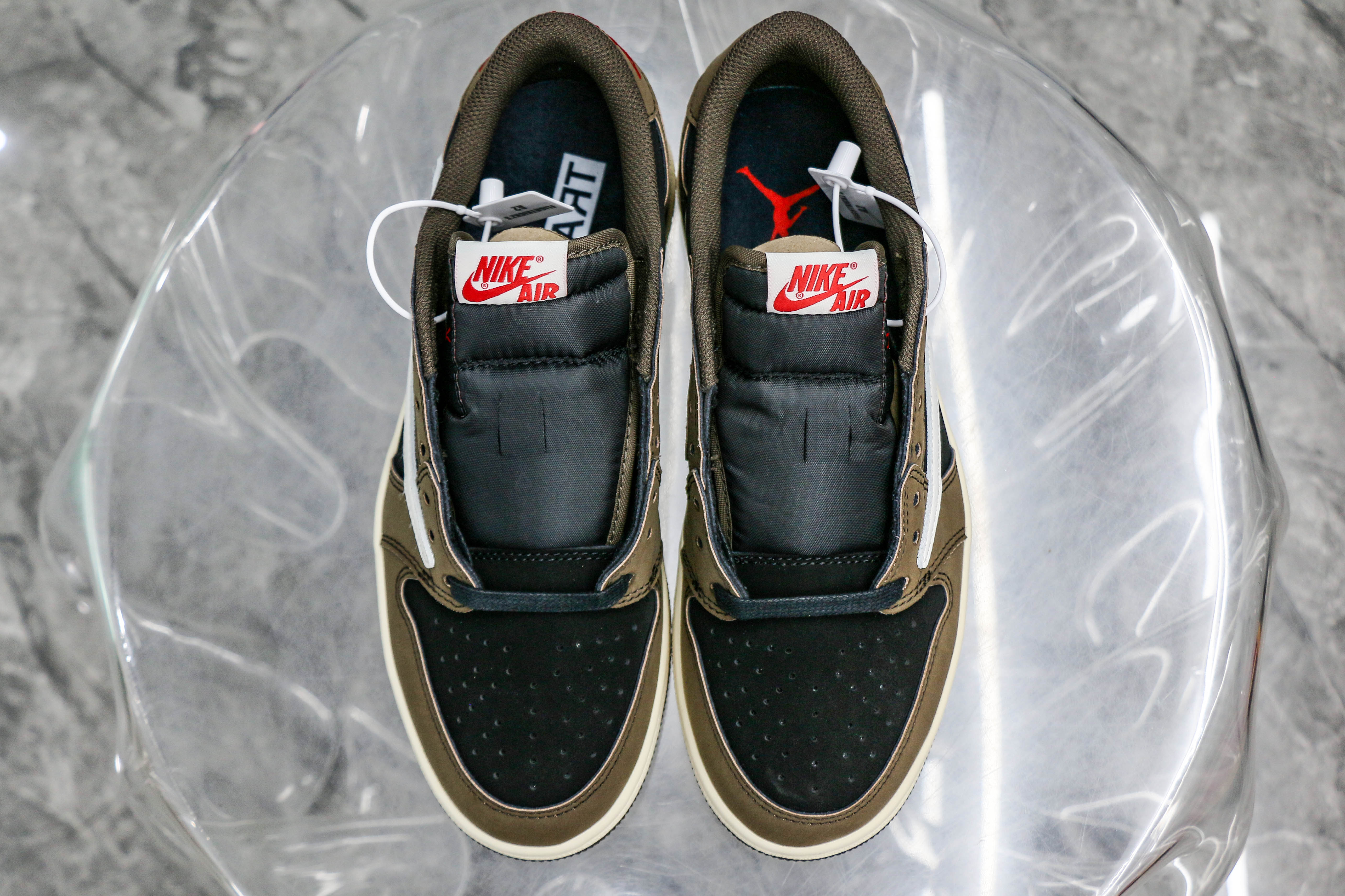 Travis Scott X Air Jordan 1 Low ‘Cactus Jack’（A2 Batch)
