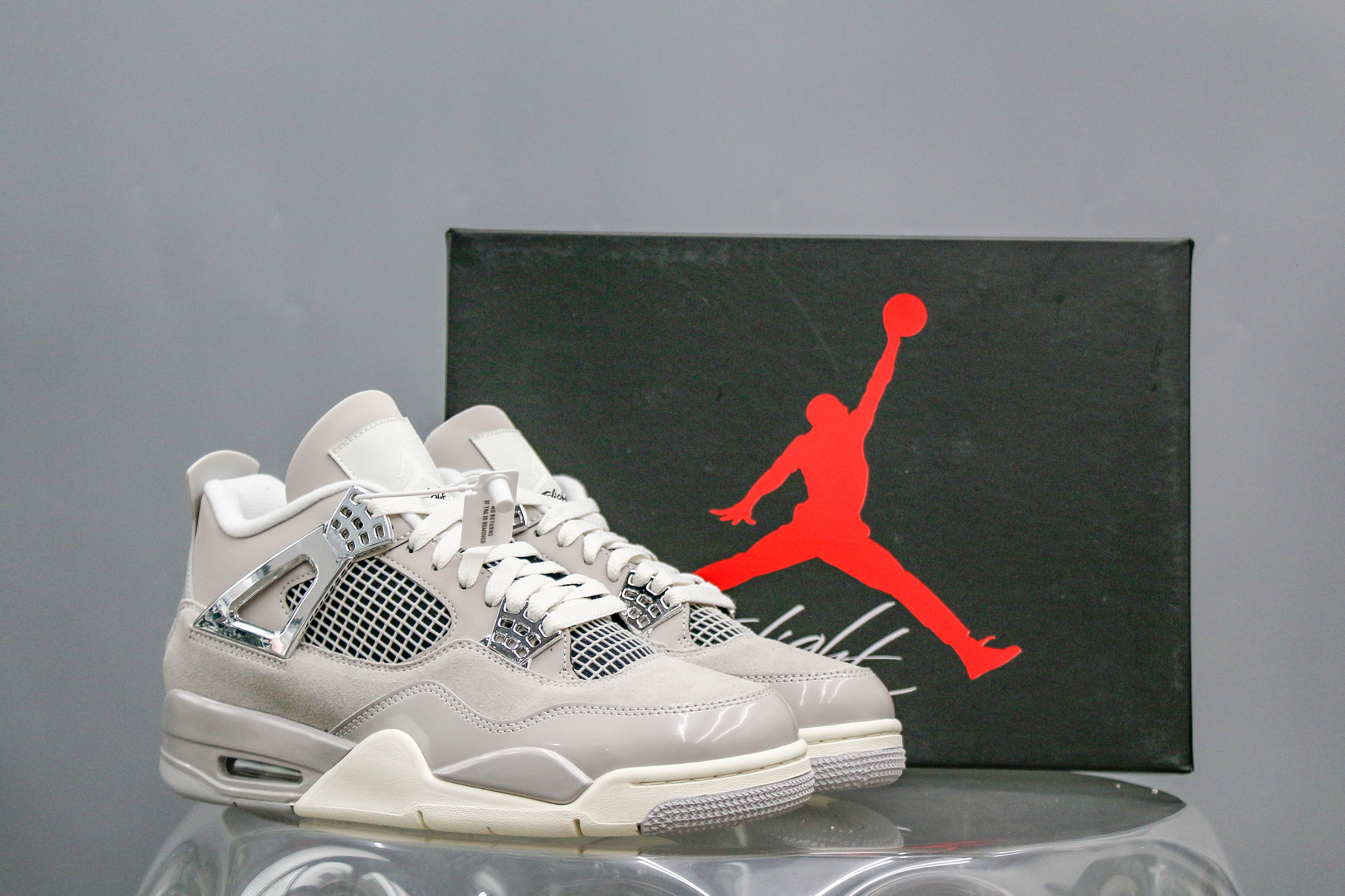 Air Jordan 4 Retro Frozen Moments (A2 Batch)