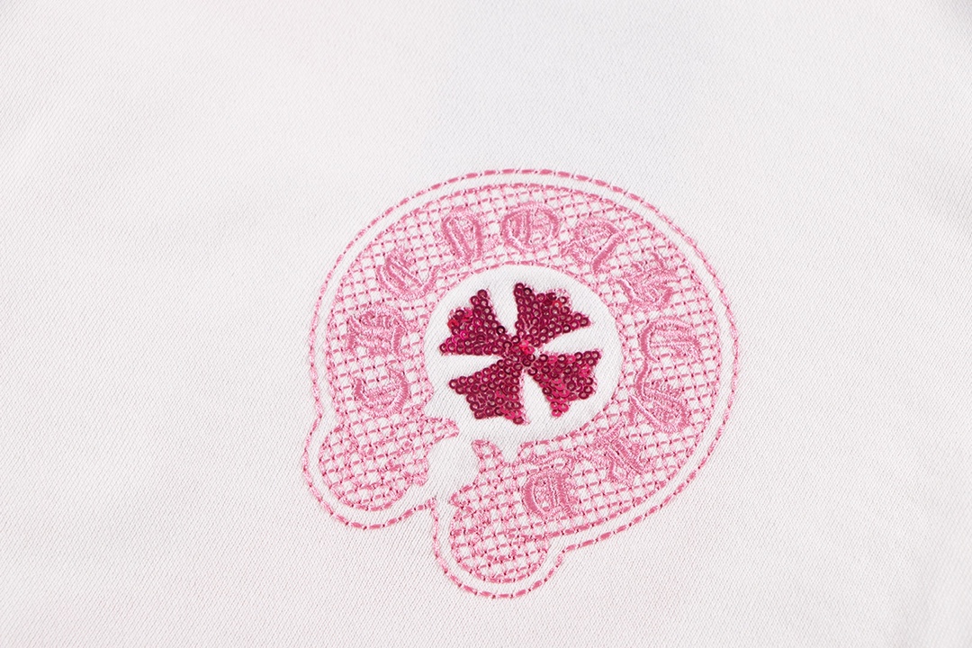 Ch*0me He**ts latest basic crewneck sweatshirt white/pink