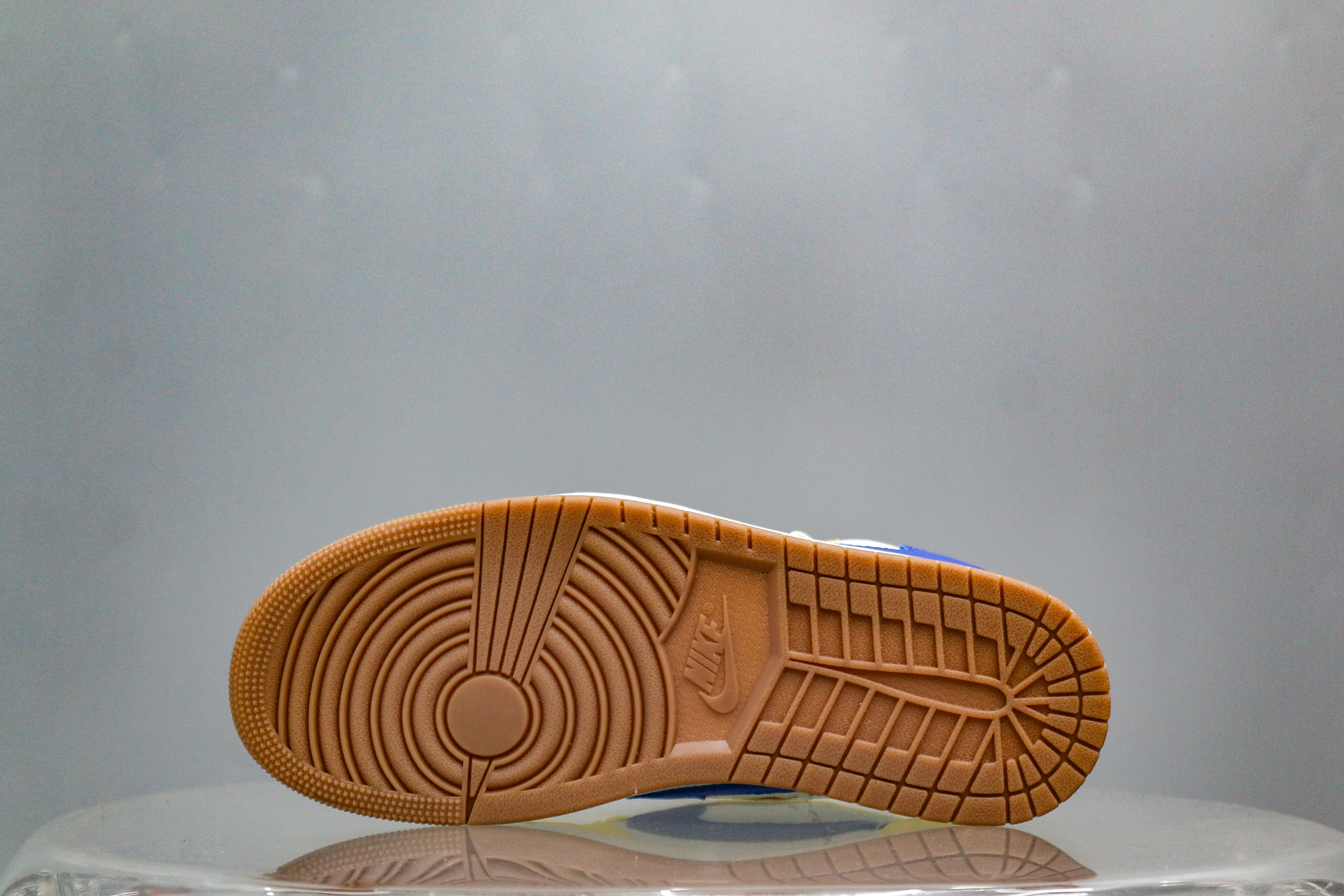 Travis Scott x Air Jordan 1 Retro Low OG SP “ElkinsCanary Yellow”（A2 Batch)