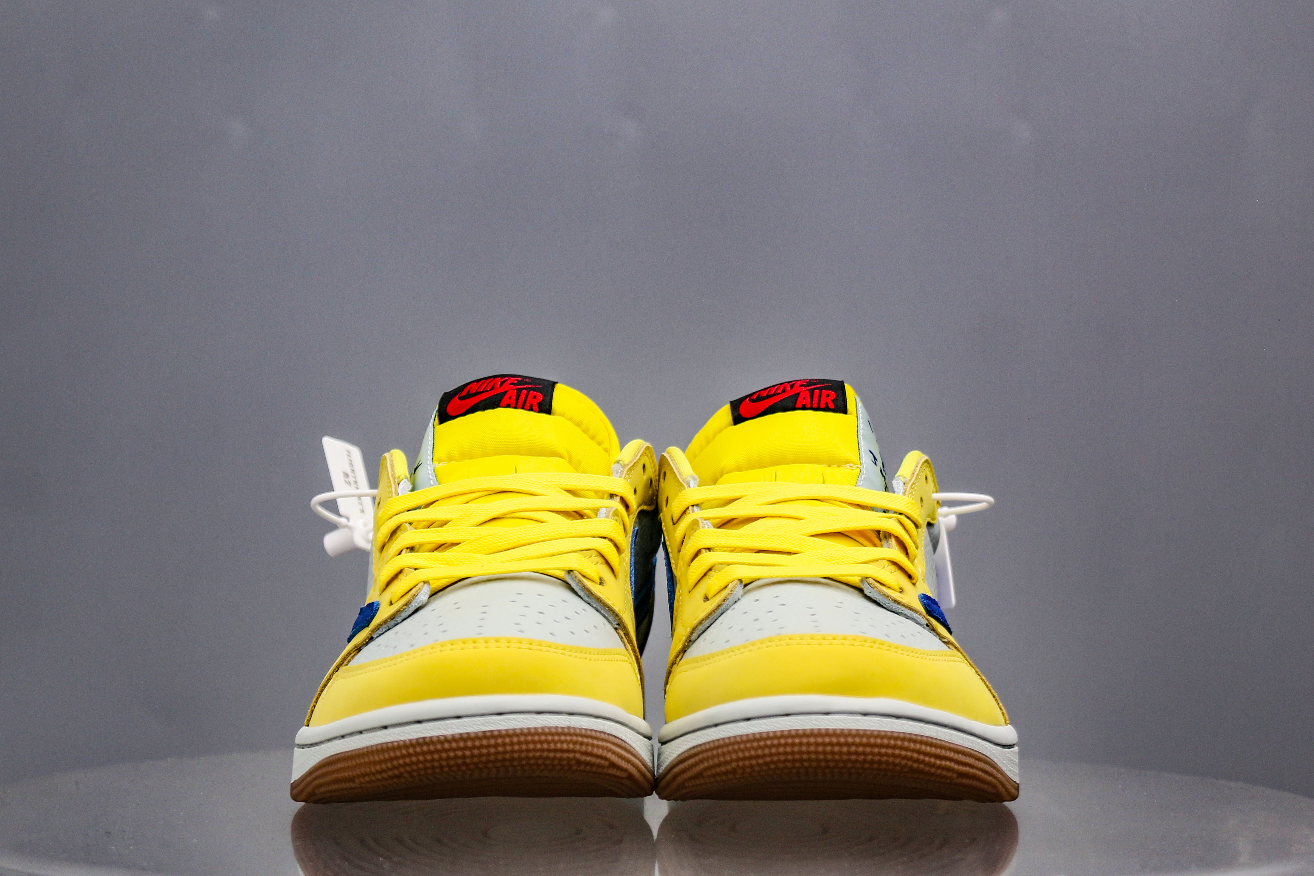 Travis Scott x Air Jordan 1 Retro Low OG SP “ElkinsCanary Yellow”（A2 Batch)