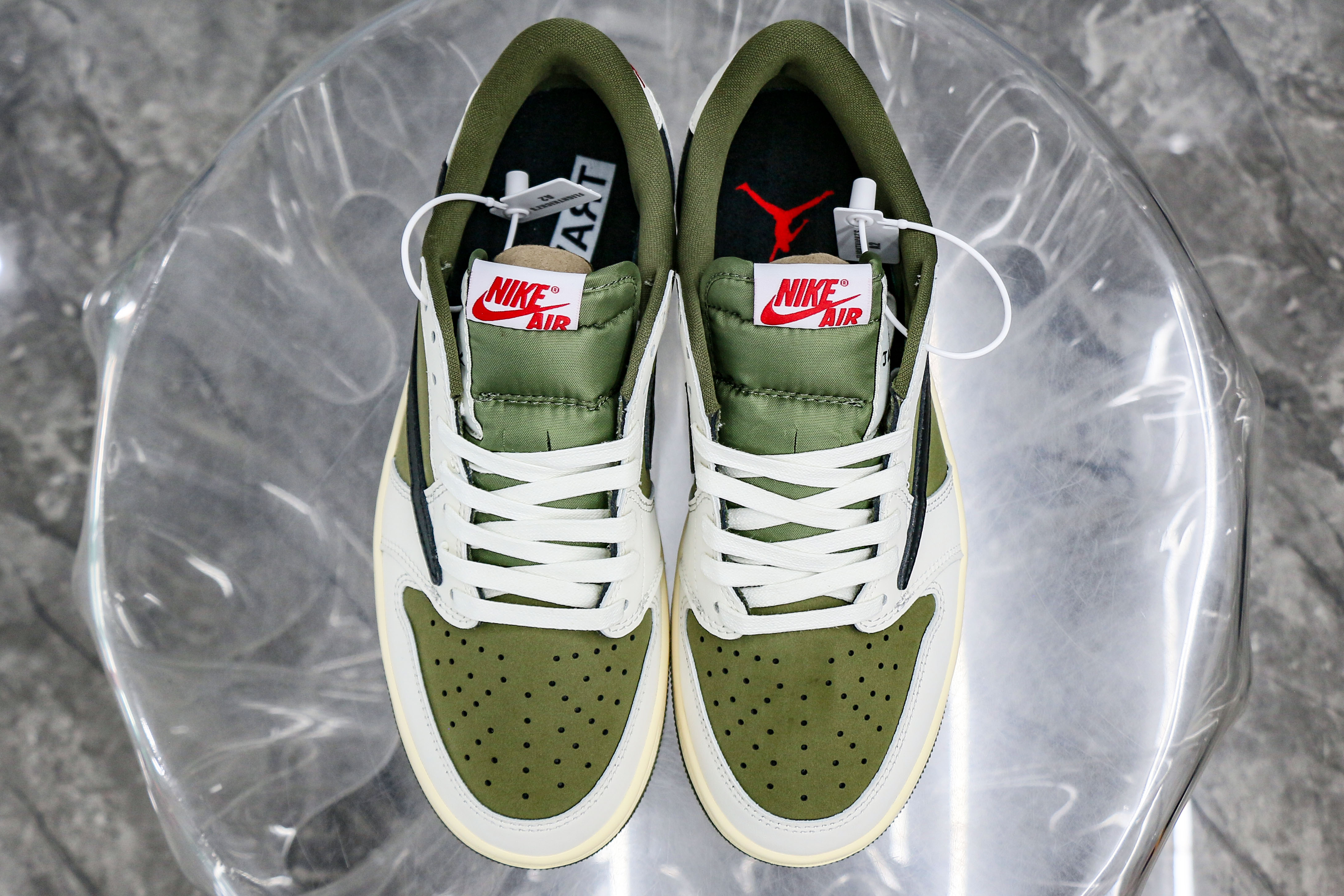 Travis Scott x Air Jordan 1 ‘ Medium Olive’ (A2 Batch)