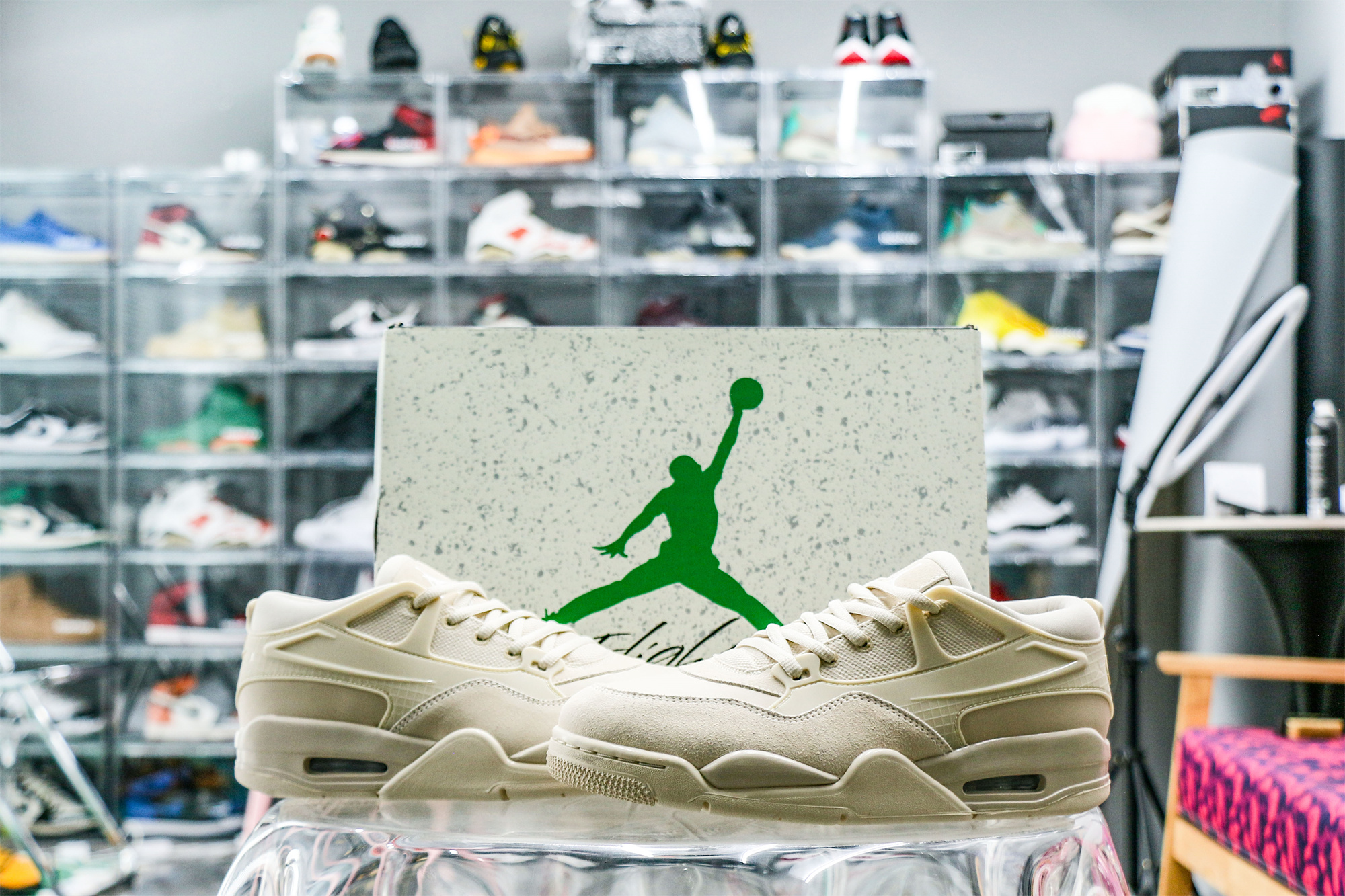 Jordan 4 RM Legend Light Brown