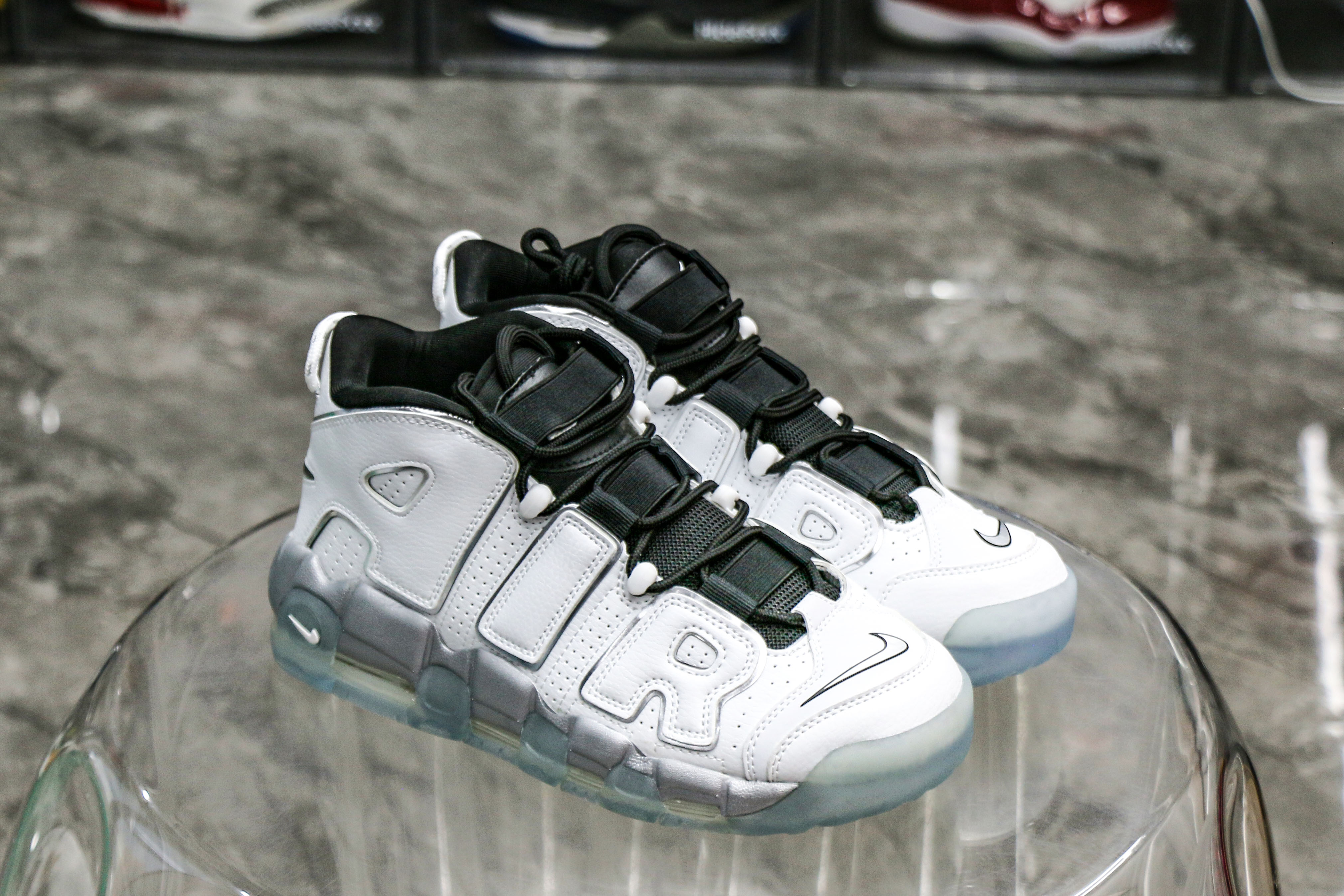 nike air more uptempo se white Ch*0me