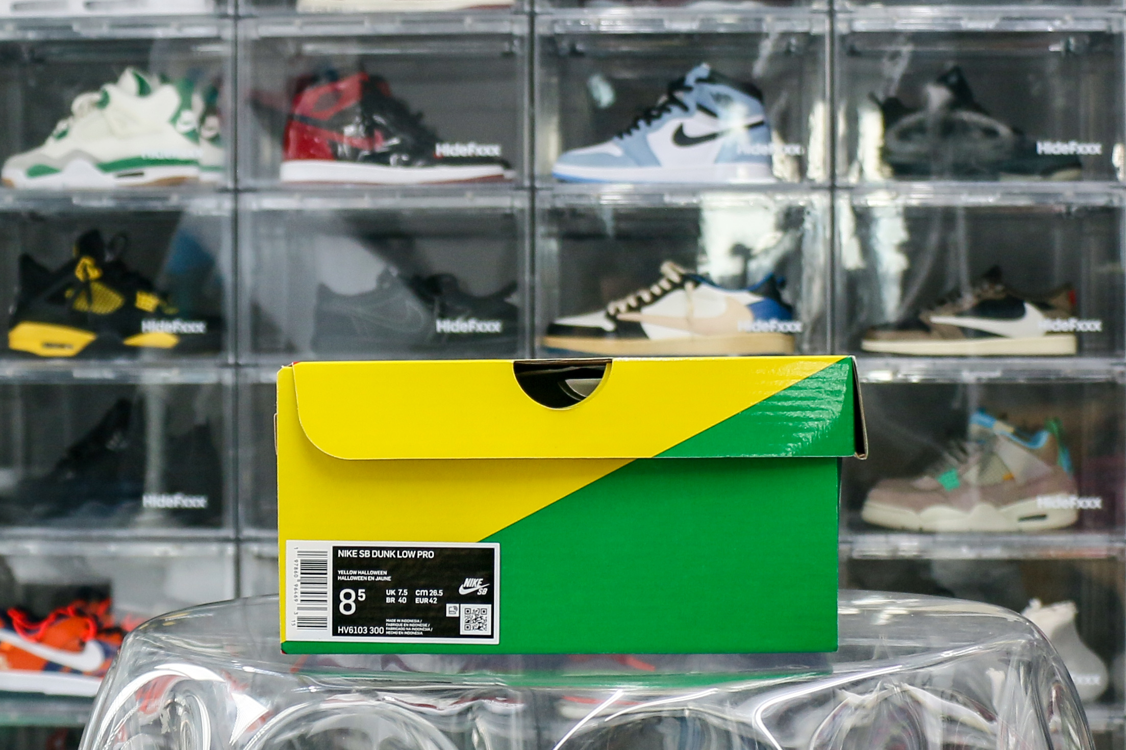 Nike Dunk Low QS Halloween Skull