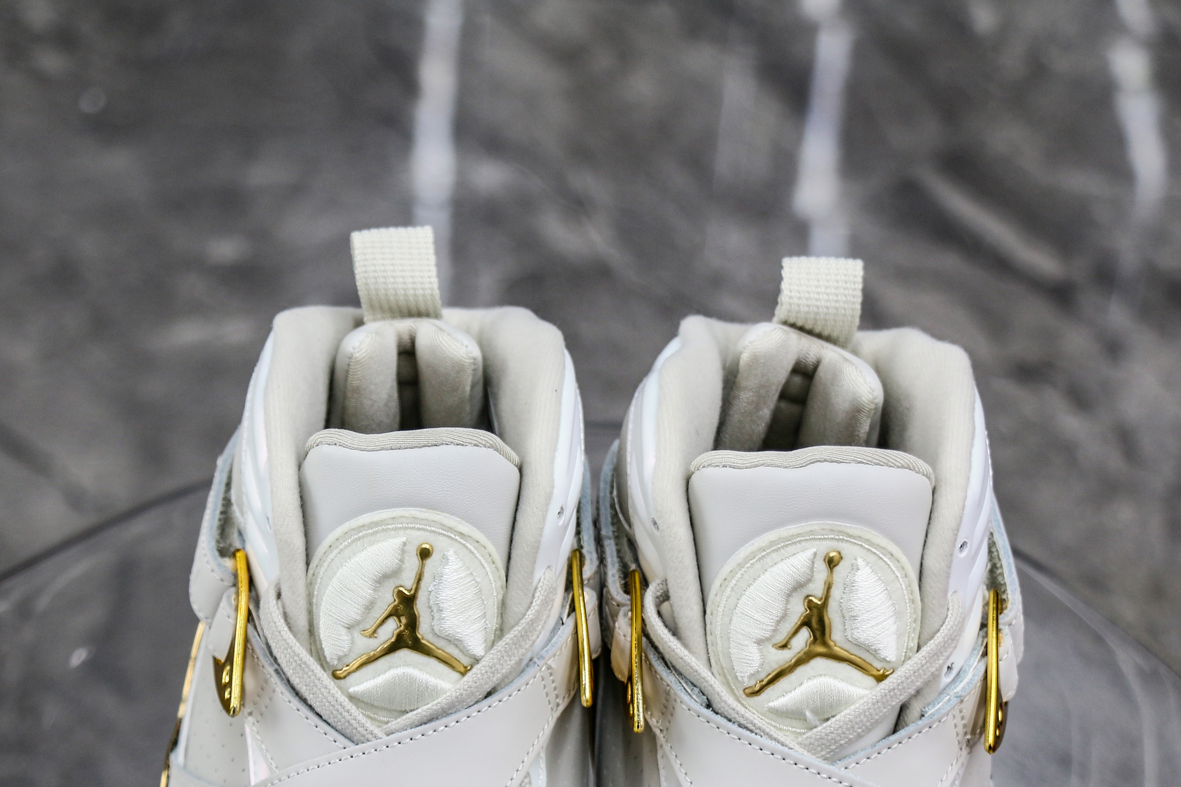 Jordan 8 Retro Champagne