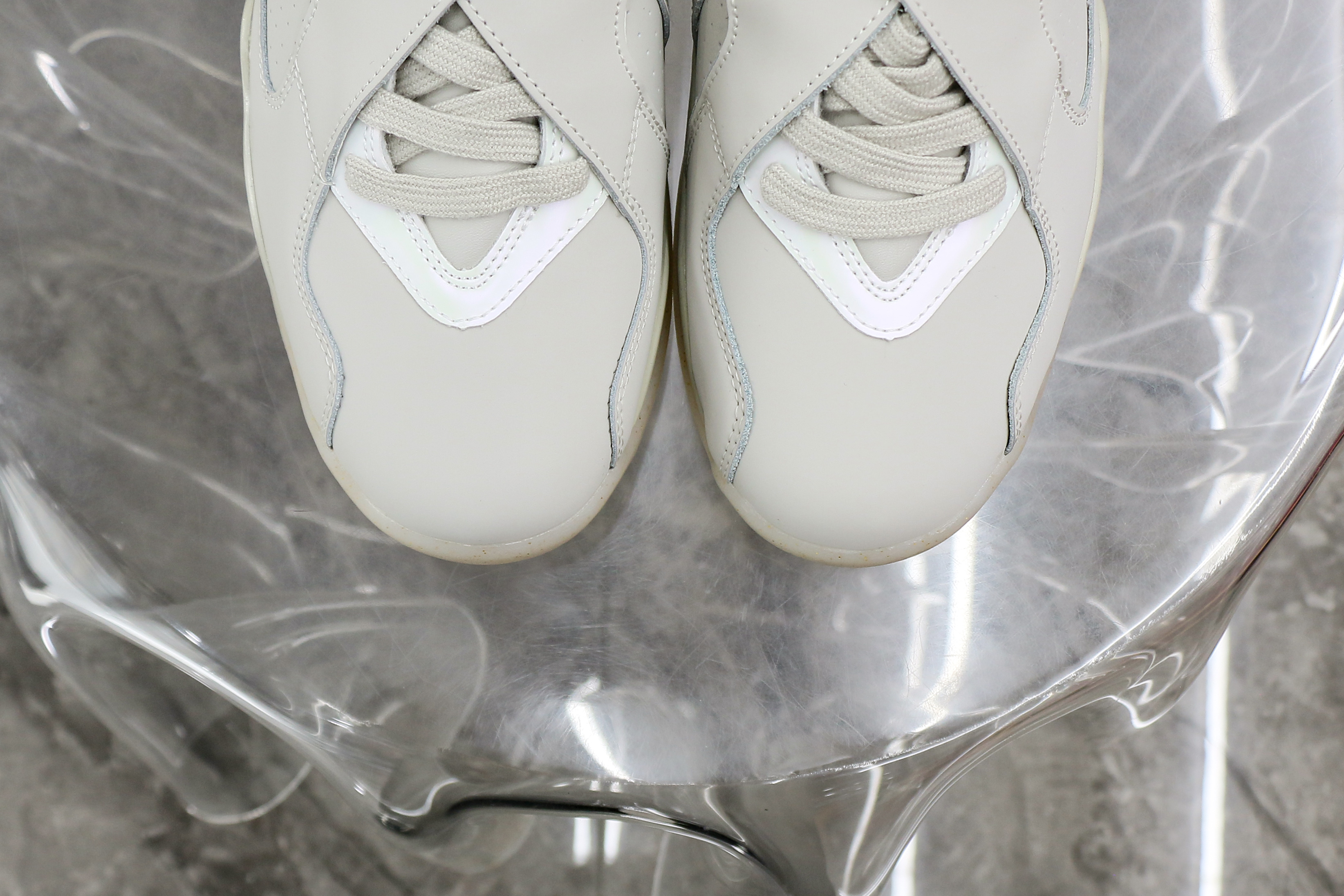 Jordan 8 Retro Champagne