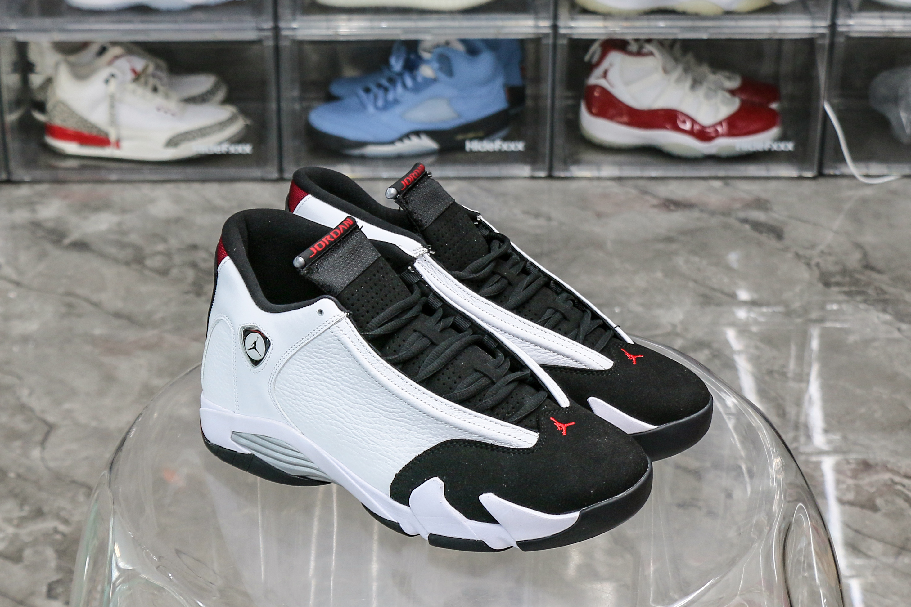 Air Jordan 14 Retro Black Toe (2024)