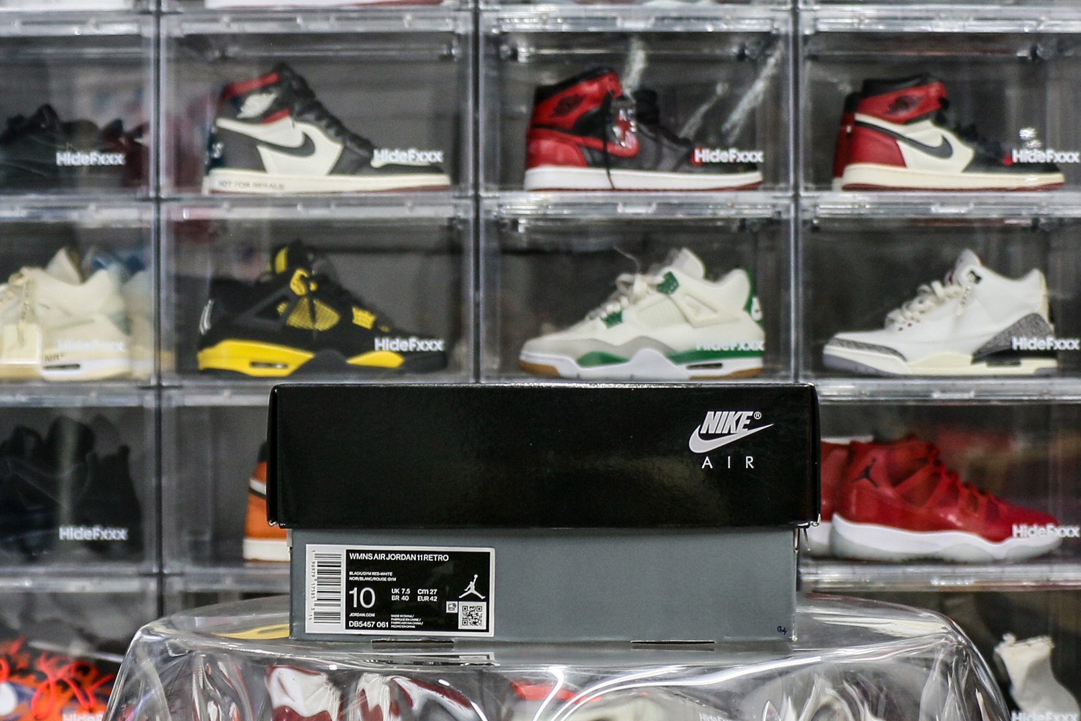 Wmns Jordan 11 Retro Bred Velvet (Ln5 A1)