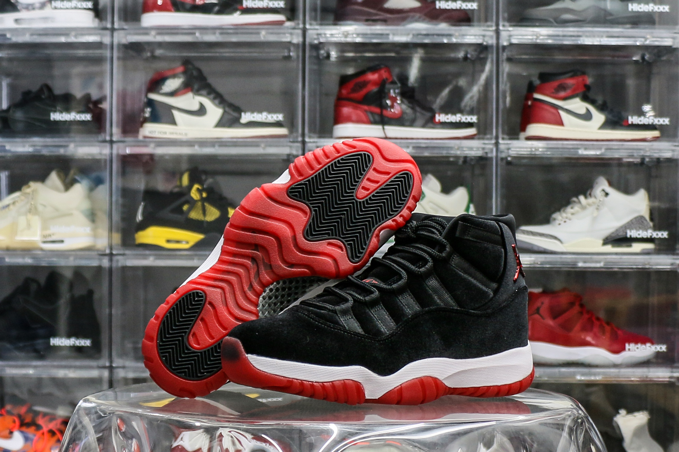 Wmns Jordan 11 Retro Bred Velvet (Ln5 A1)