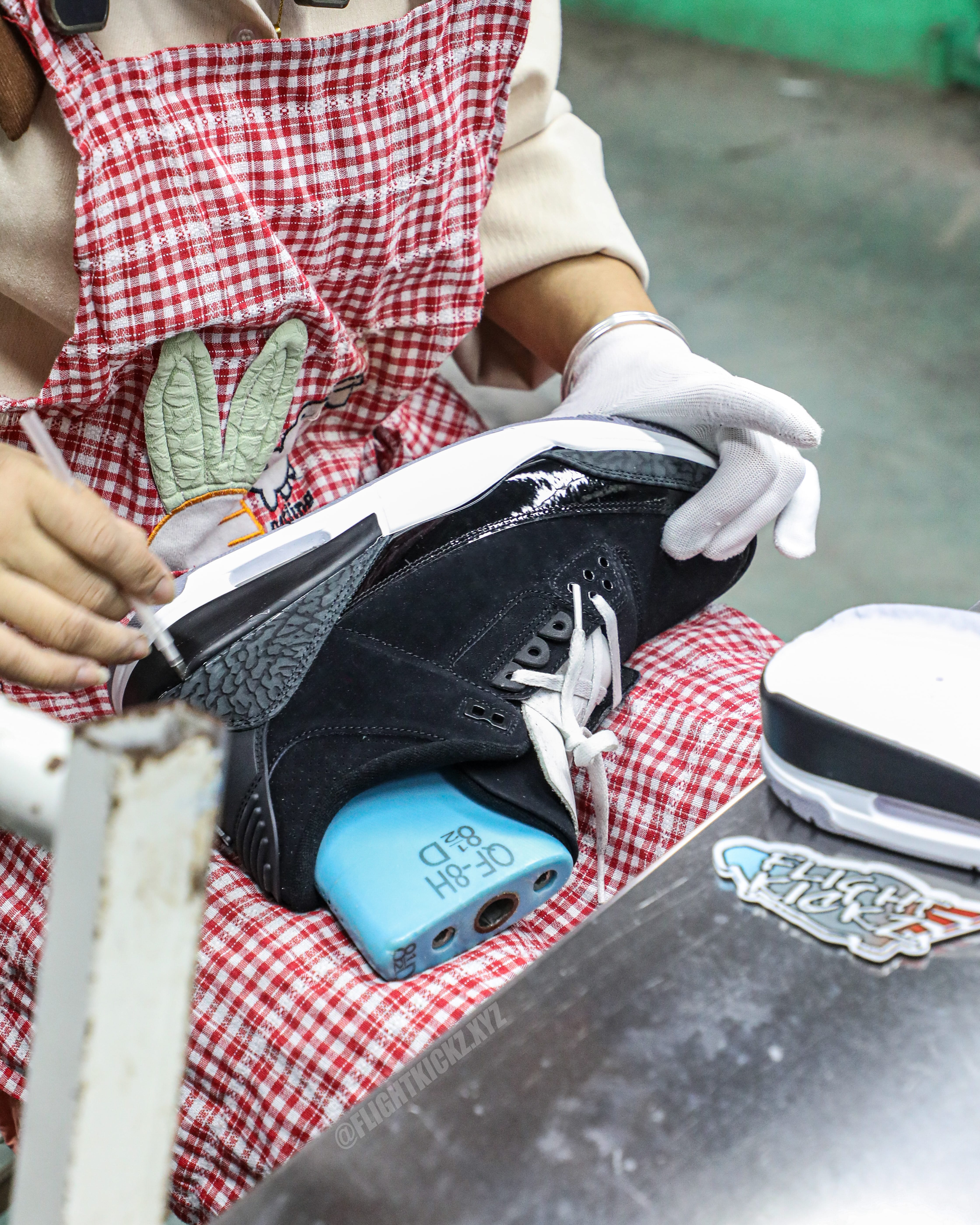 Air Jordan 3 Black Cat 2025 (A1 Batch)