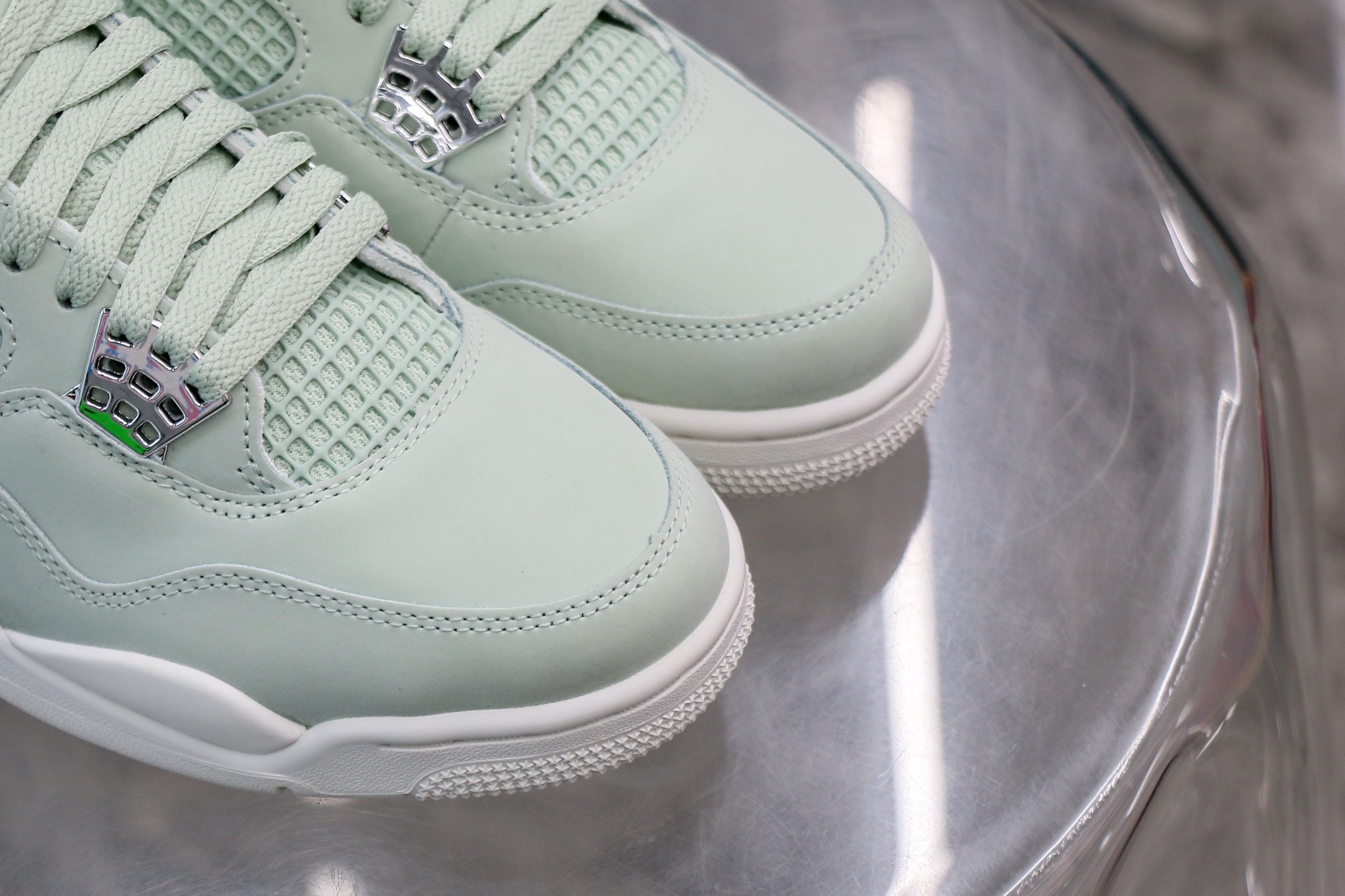 Jordan 4 Retro Seafoam Sail (Ln5 A1)