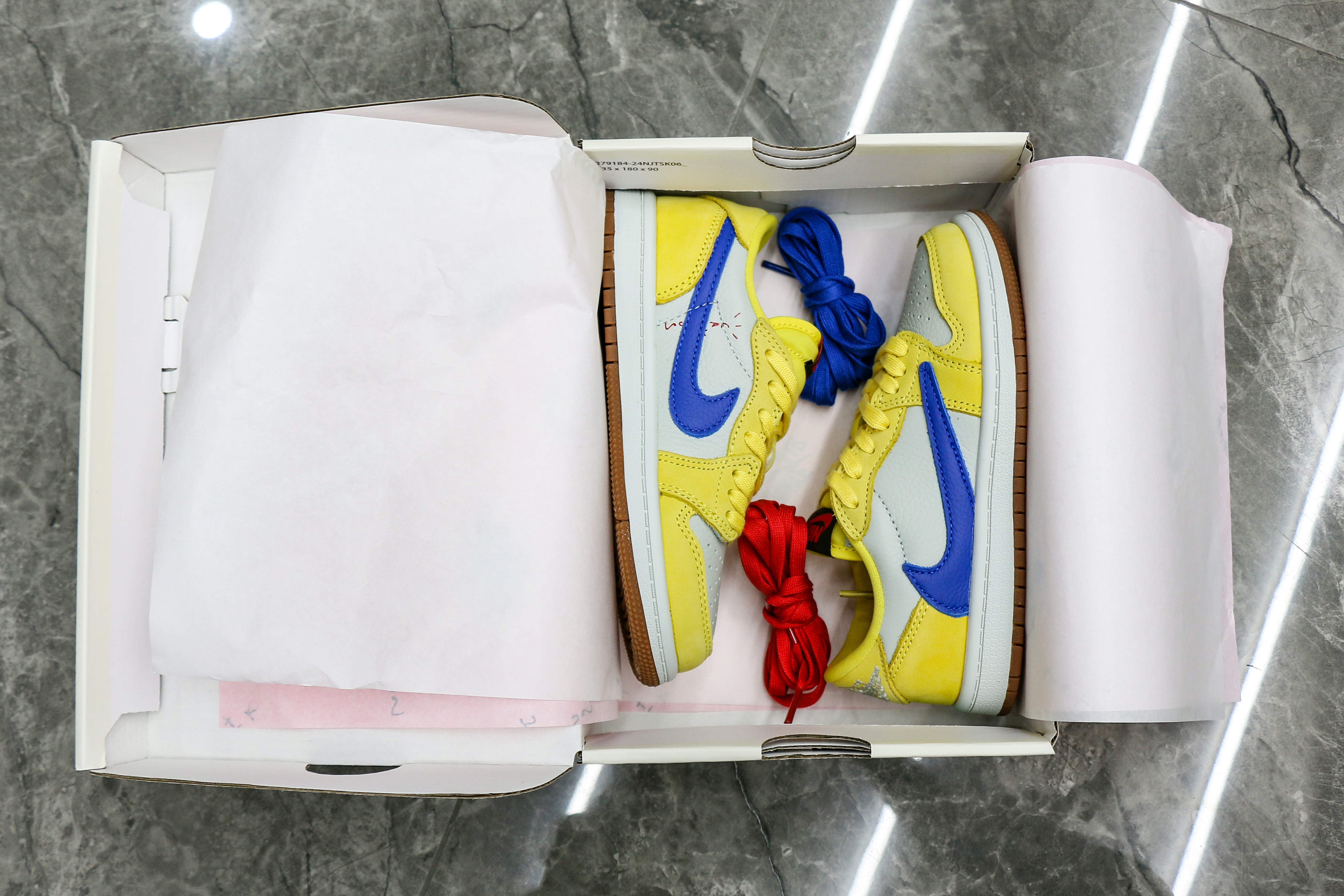 Travis Scott x Air Jordan 1 Retro Low OG SP “ElkinsCanary Yellow” Kid (LN5 A1)