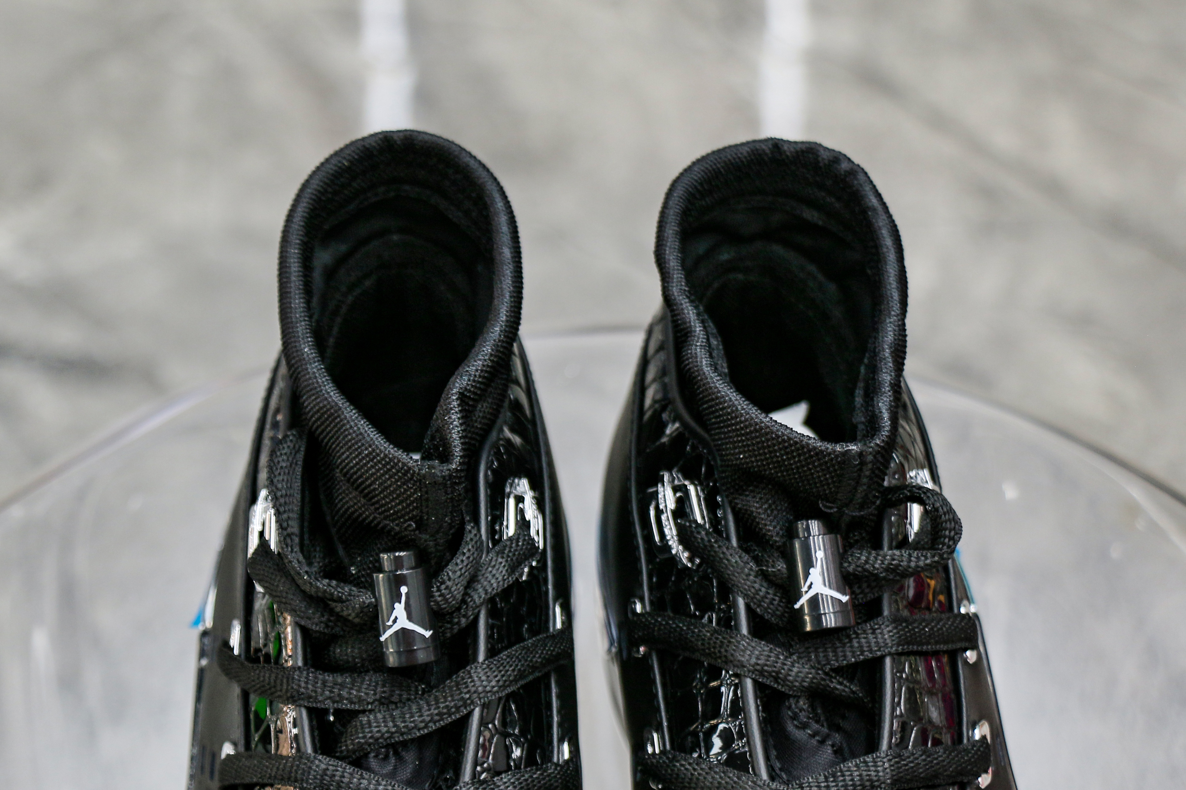 jordan 17 og low black Ch*0me (regular box)