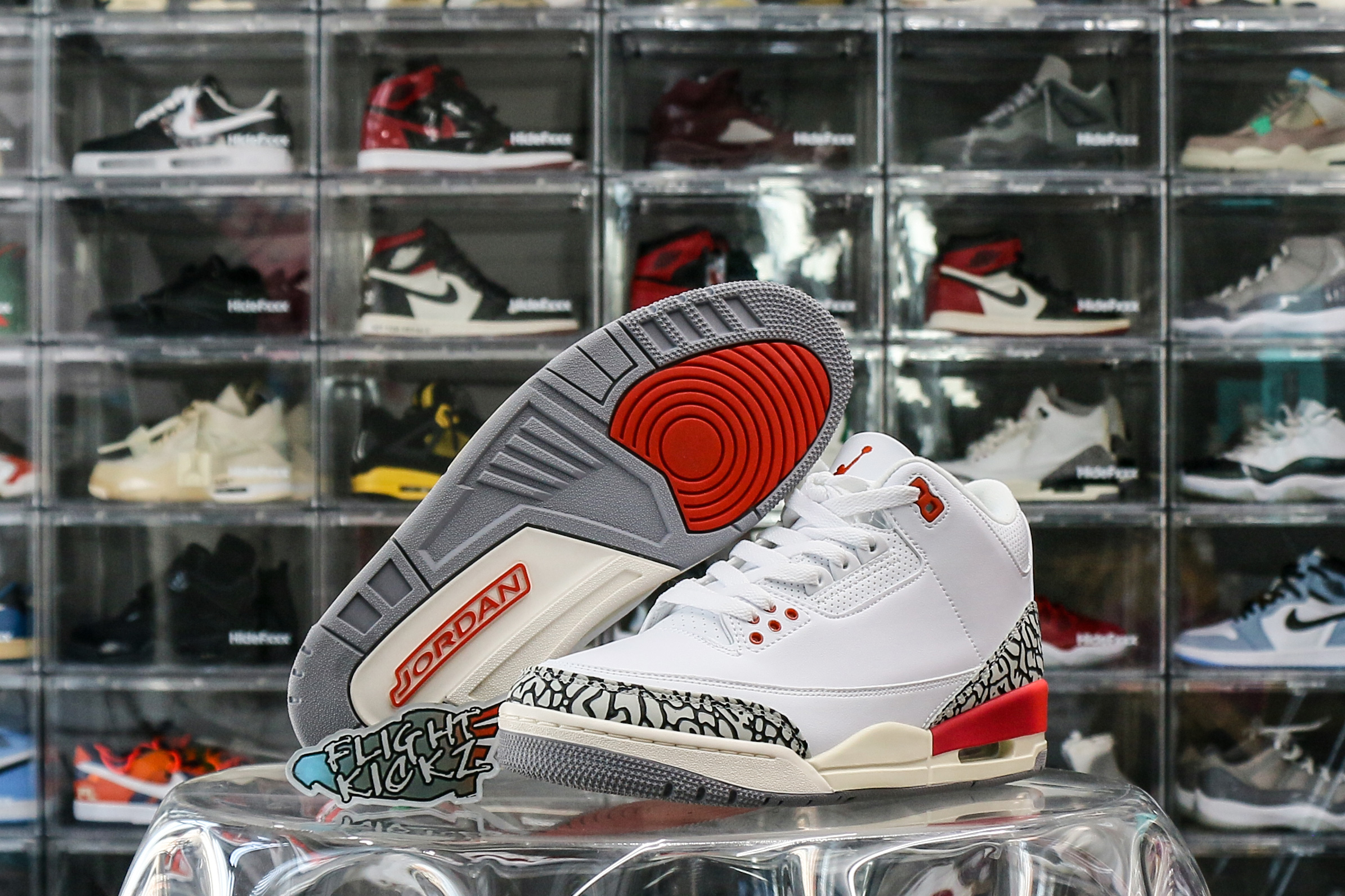 Air Jordan 3 Retro Georgia Peach 2024