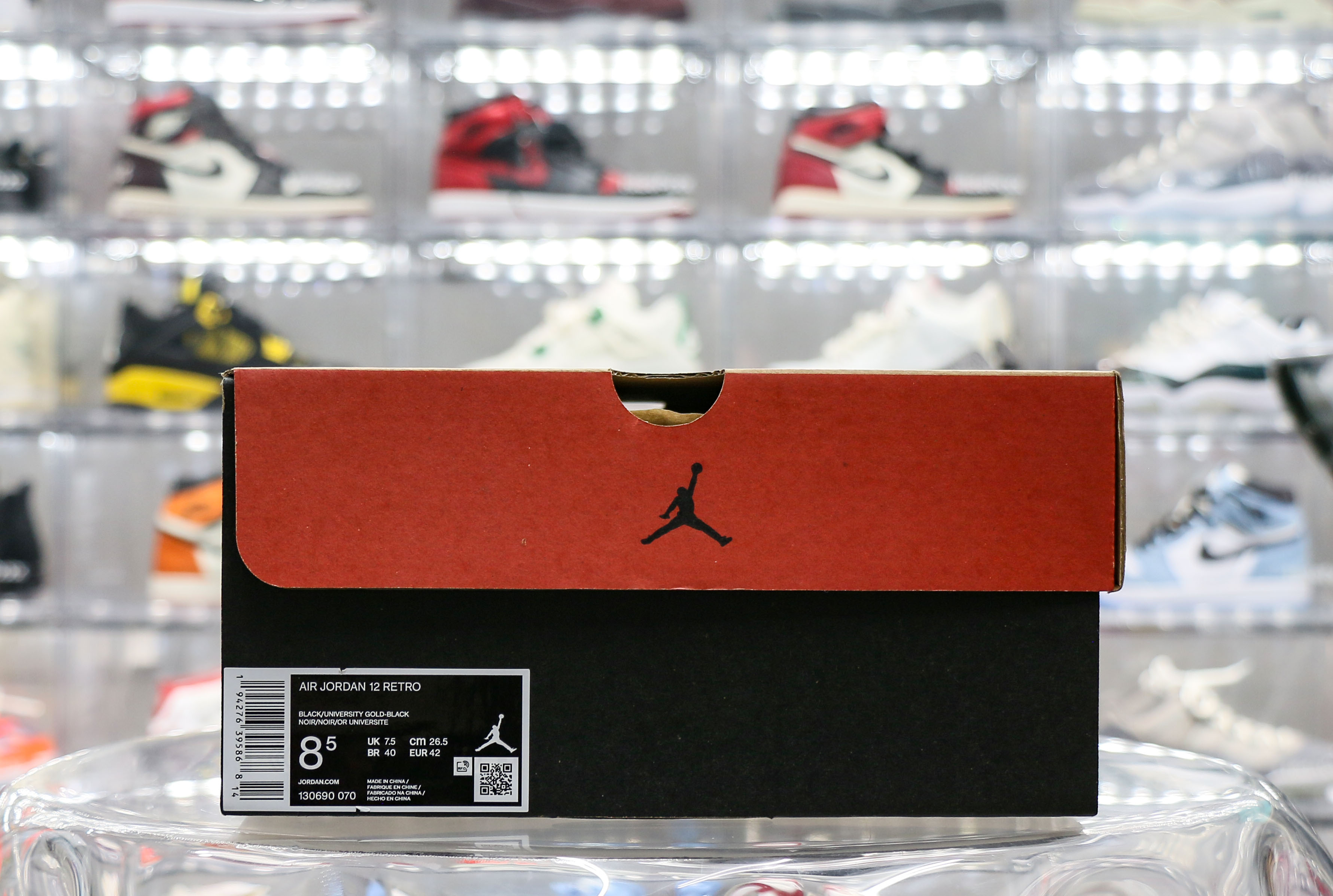 Jordan 12 Retro Black University Gold