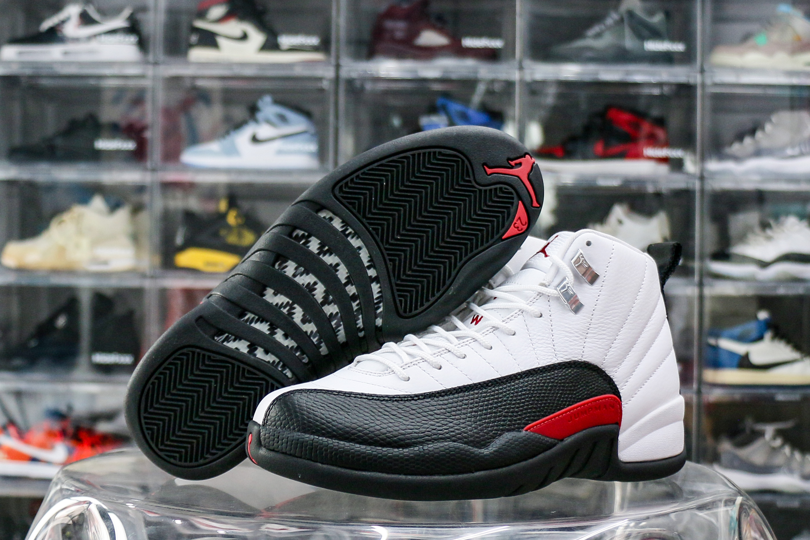 Jordan 12 Retro Taxi Flip 2024