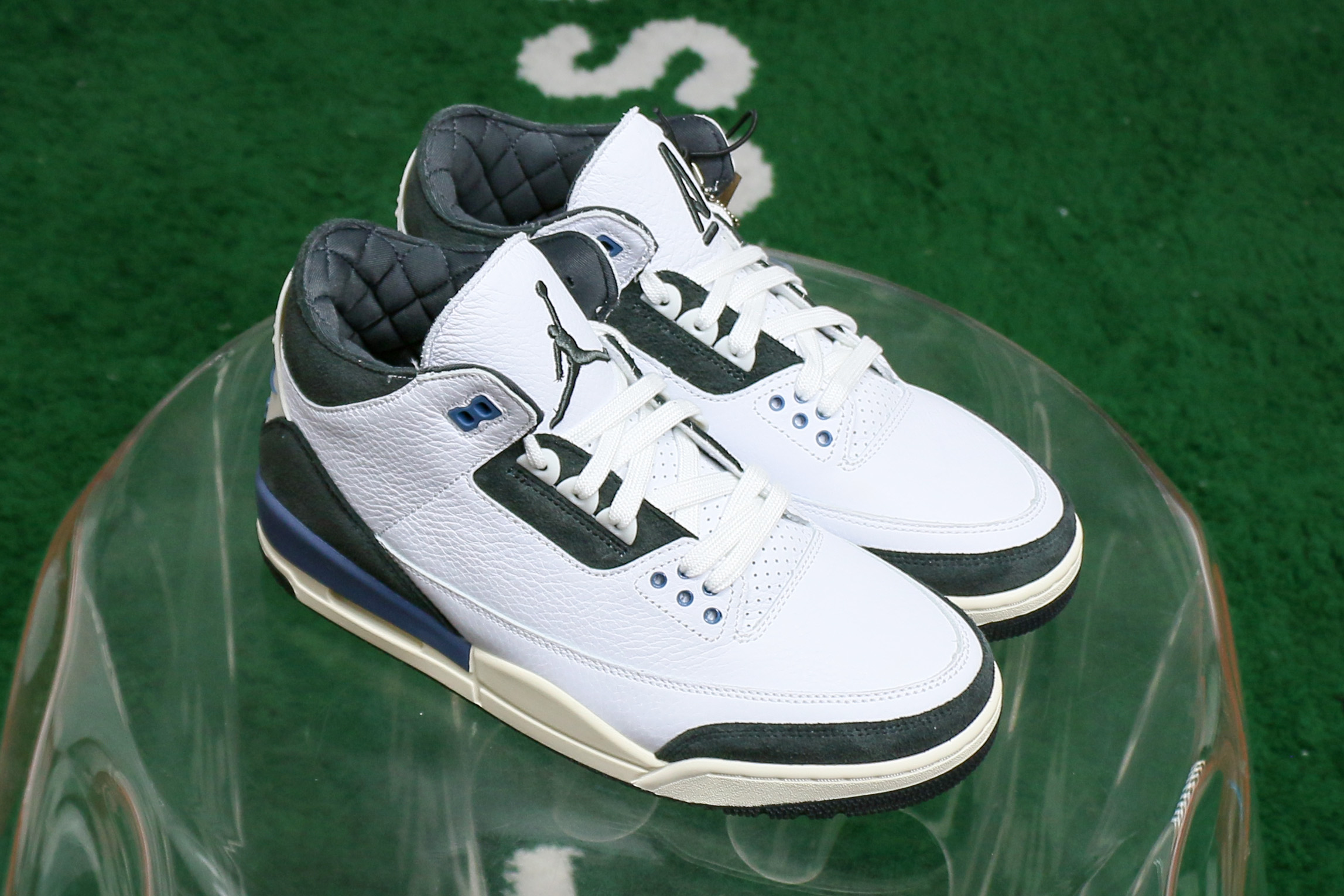 A Ma Maniére x Air Jordan 3 “Diffused Blue” (Ln5 A1)