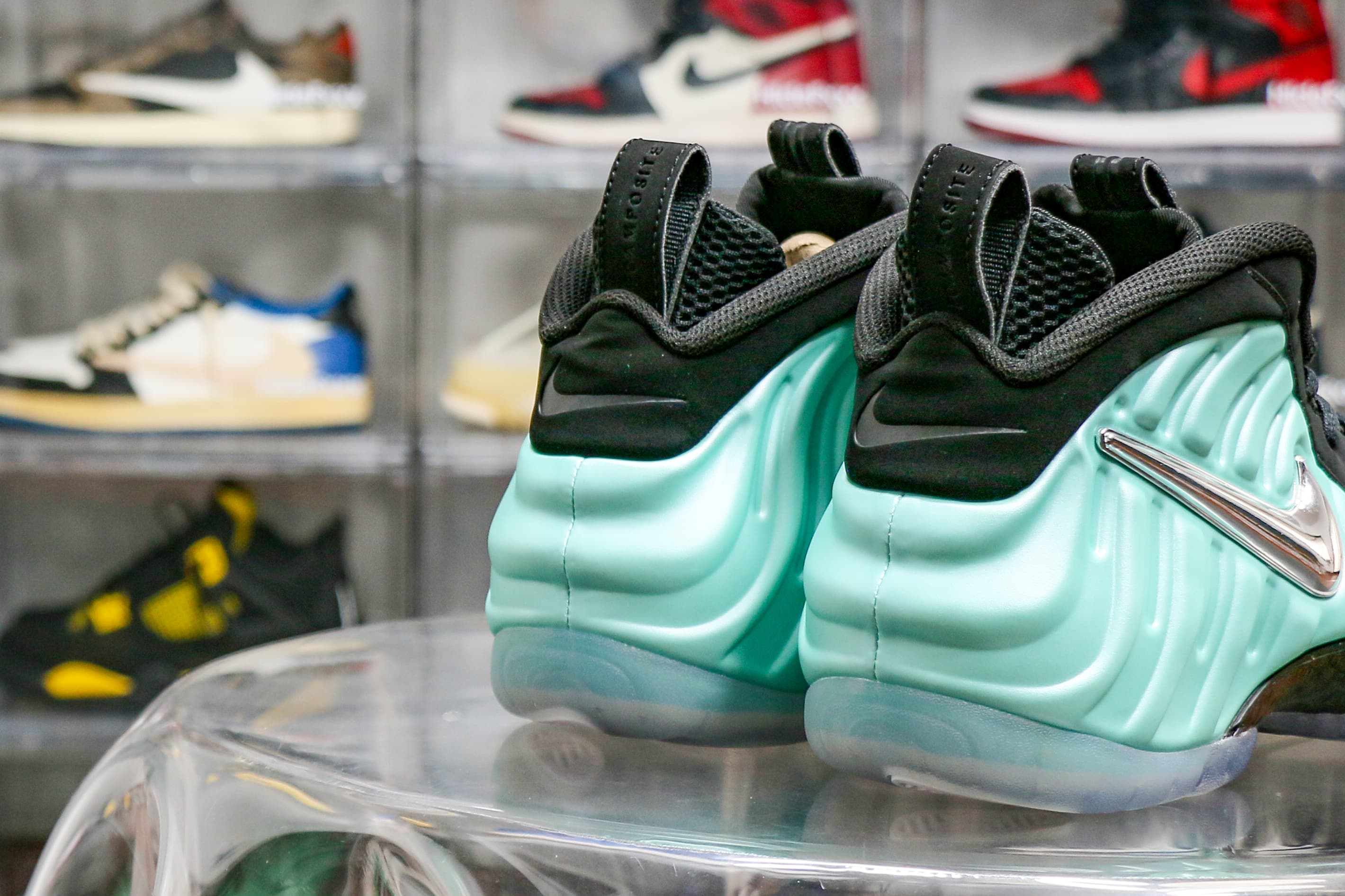 Nike Air Foamposite Pro Island Green 2017