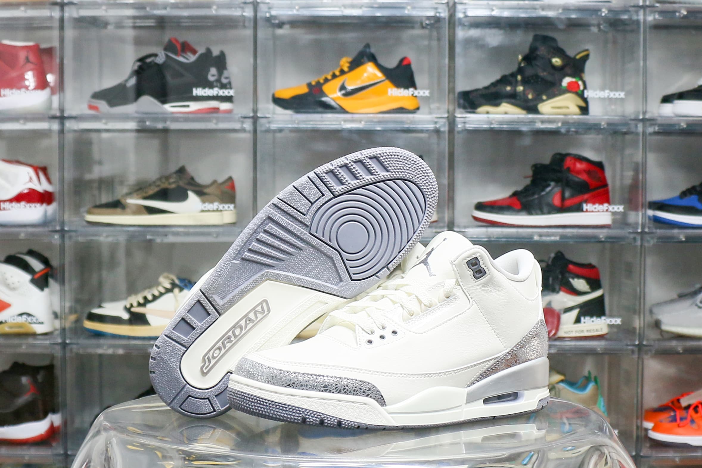 Air Jordan 3 Retro Sail Cement Grey 2025 (Ln5 A1)