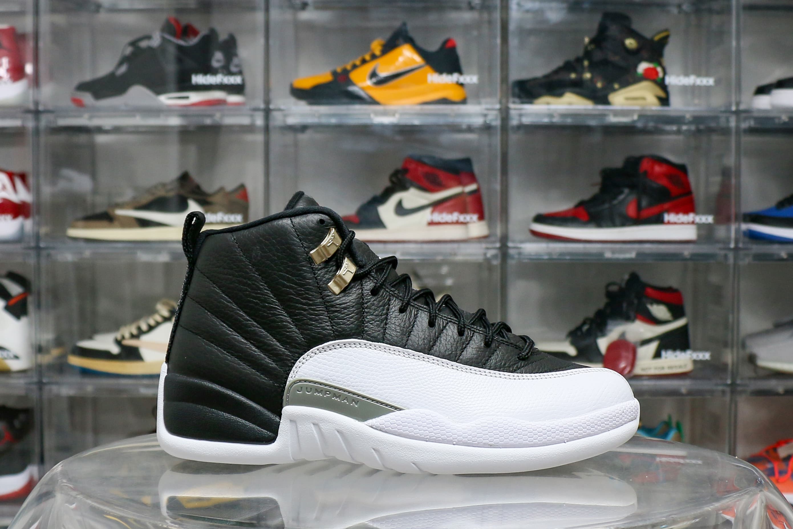 Jordan 12 Retro Playoffs 2022 (Ln5 A1)