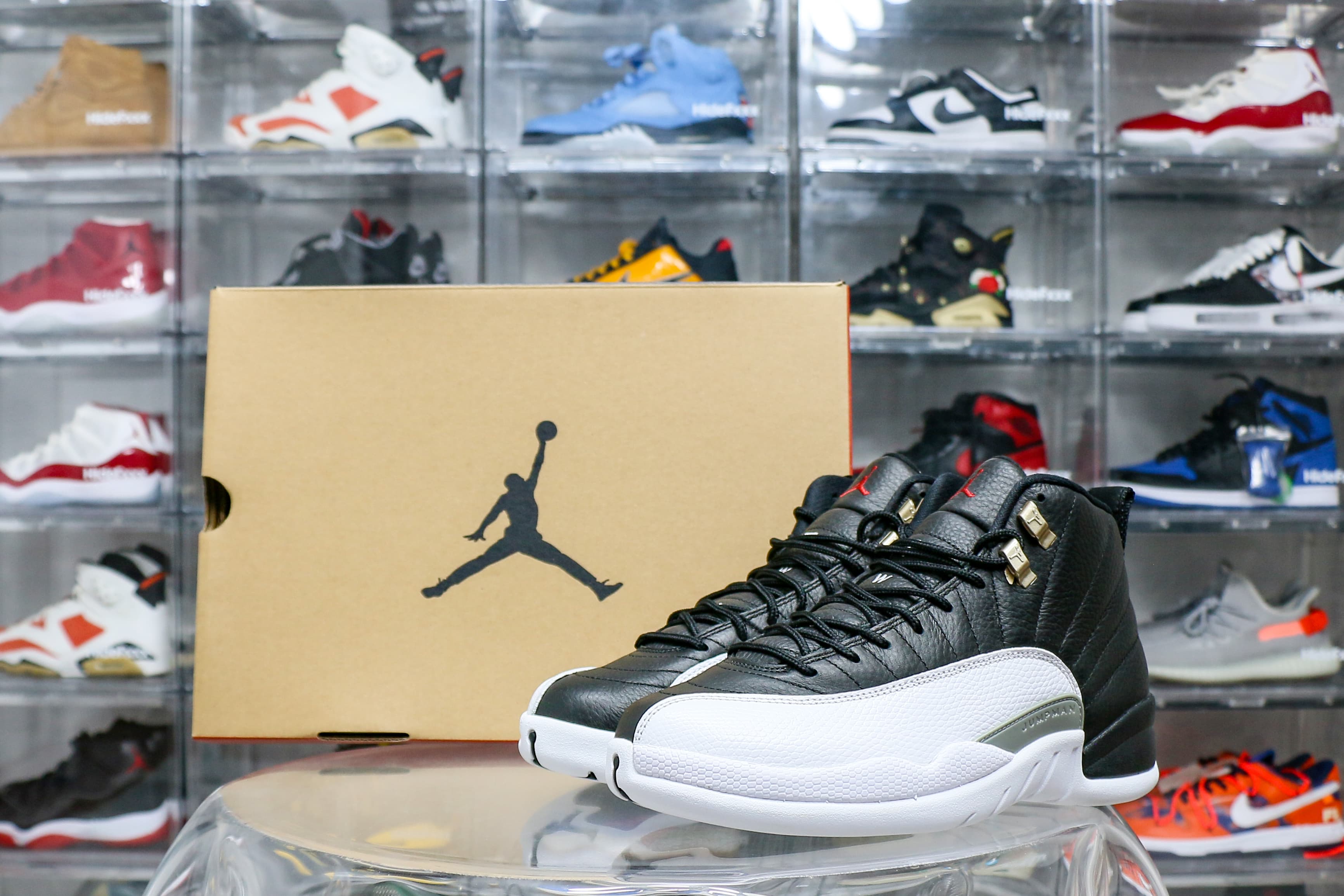 Jordan 12 Retro Playoffs 2022 (Ln5 A1)