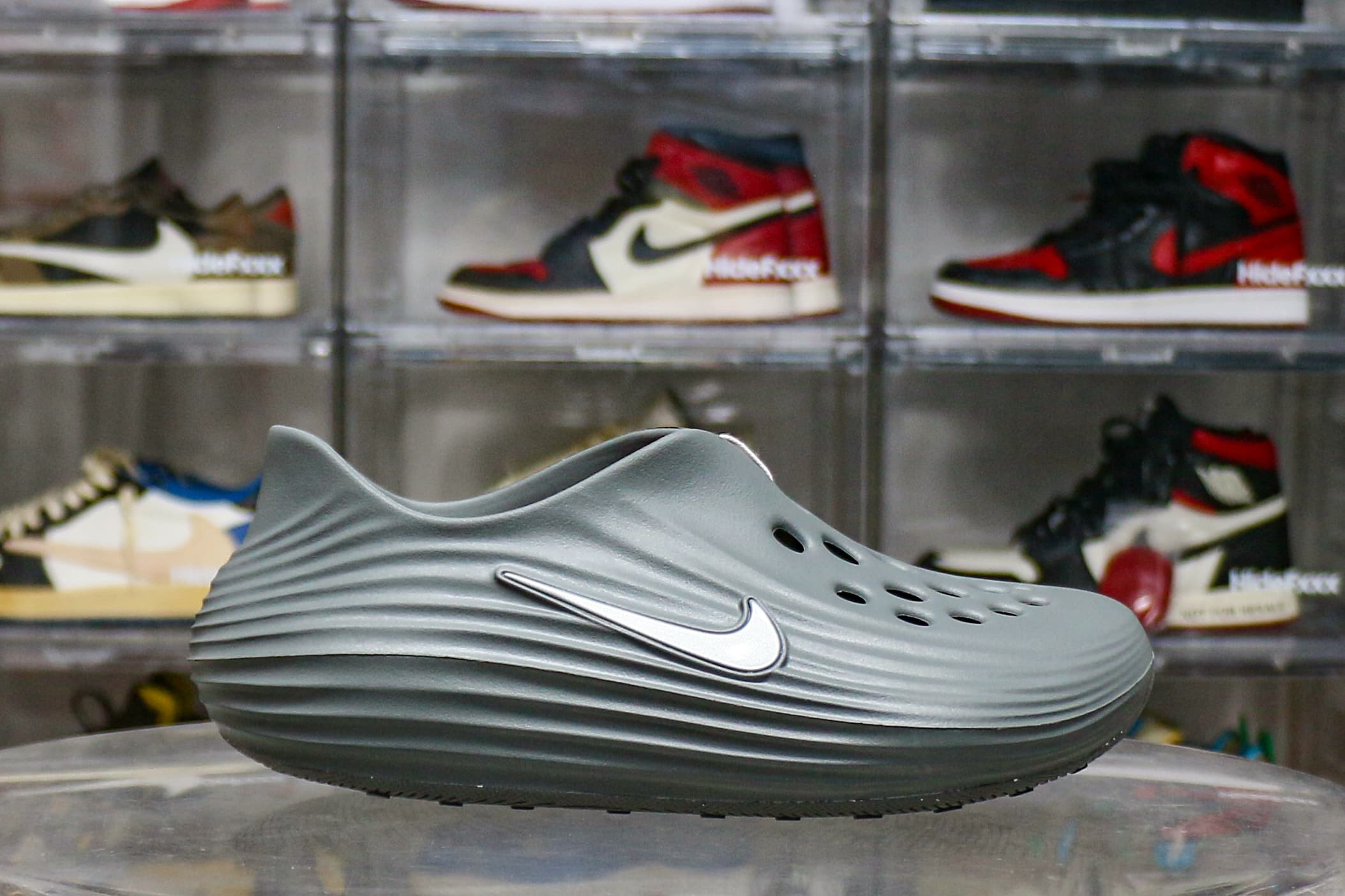 Nike ReactX Rejuven8 Smoke Grey