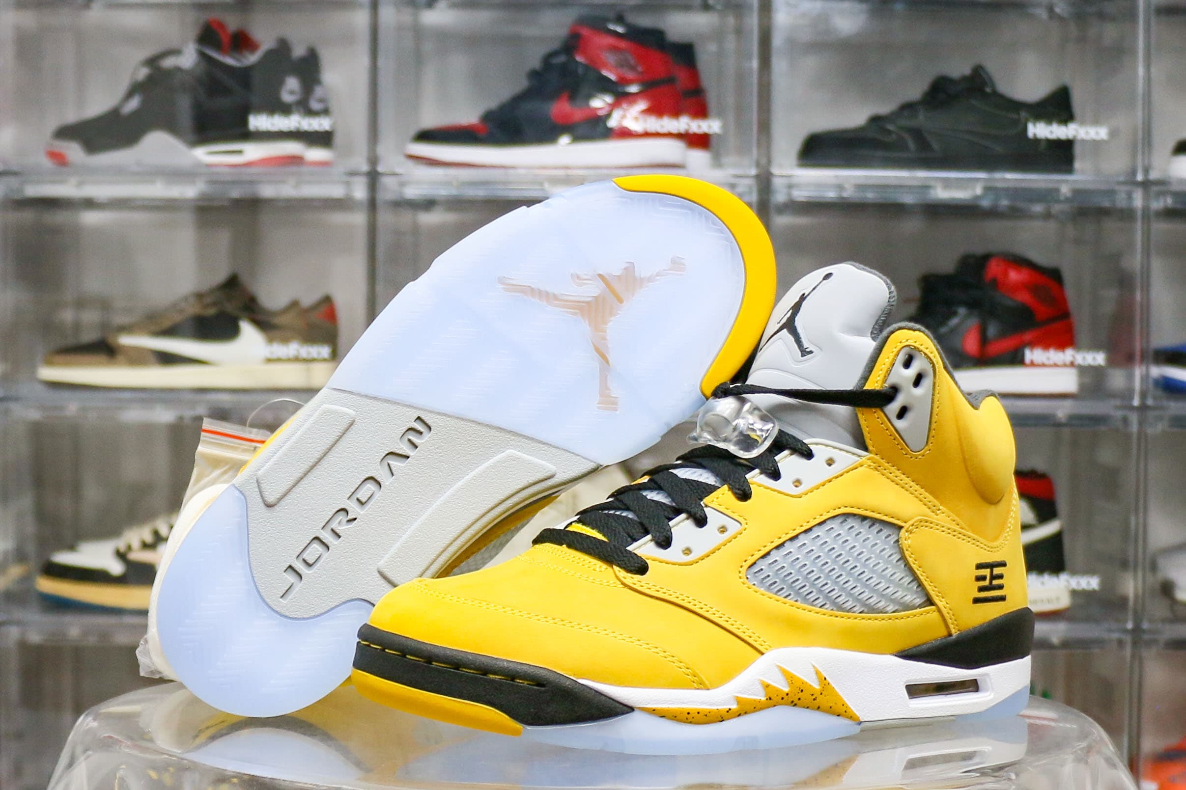 Air Jordan 5 Tokyo 2025 (Ln5 A1)