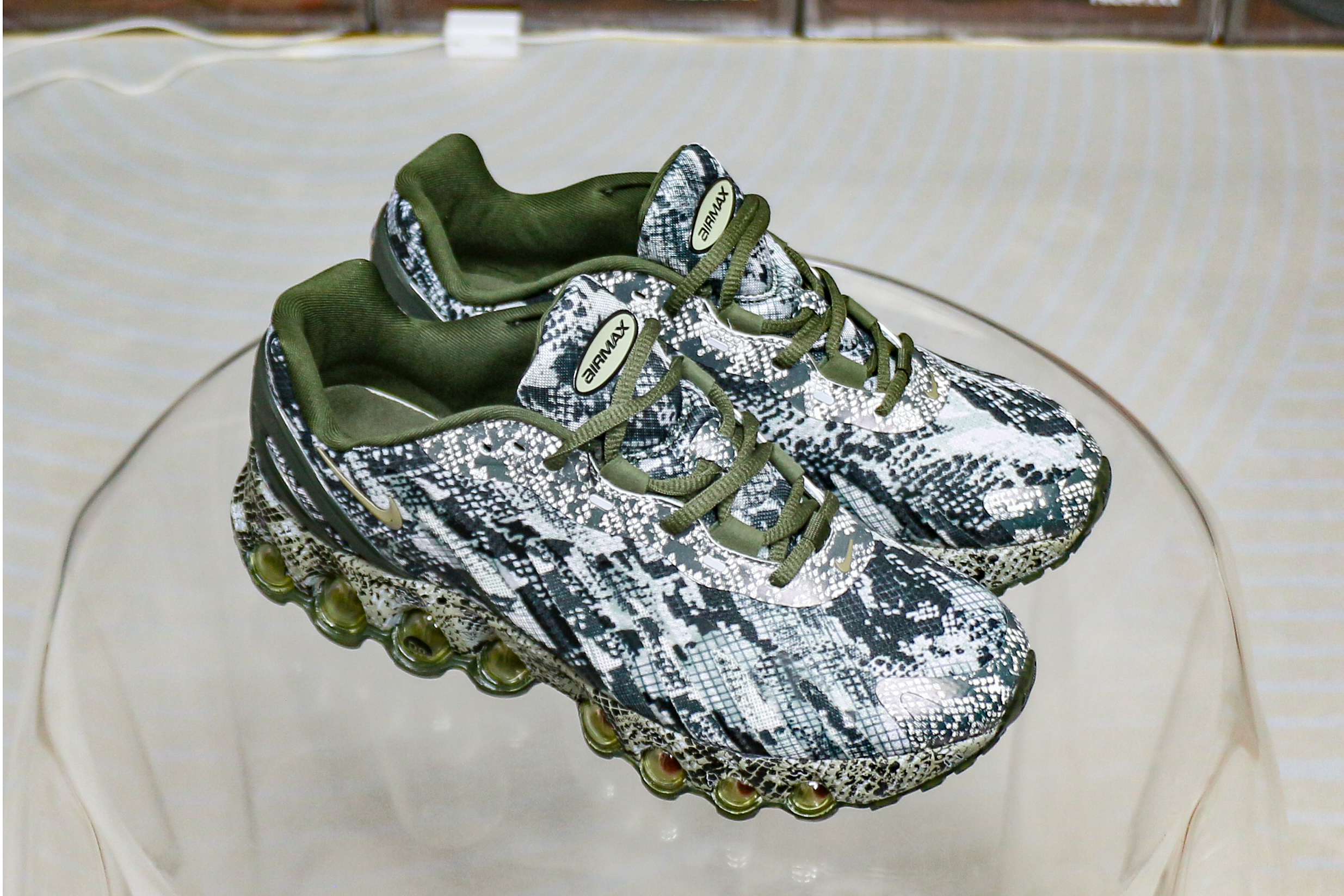 Nike Air Max Dn8 Snakeskin