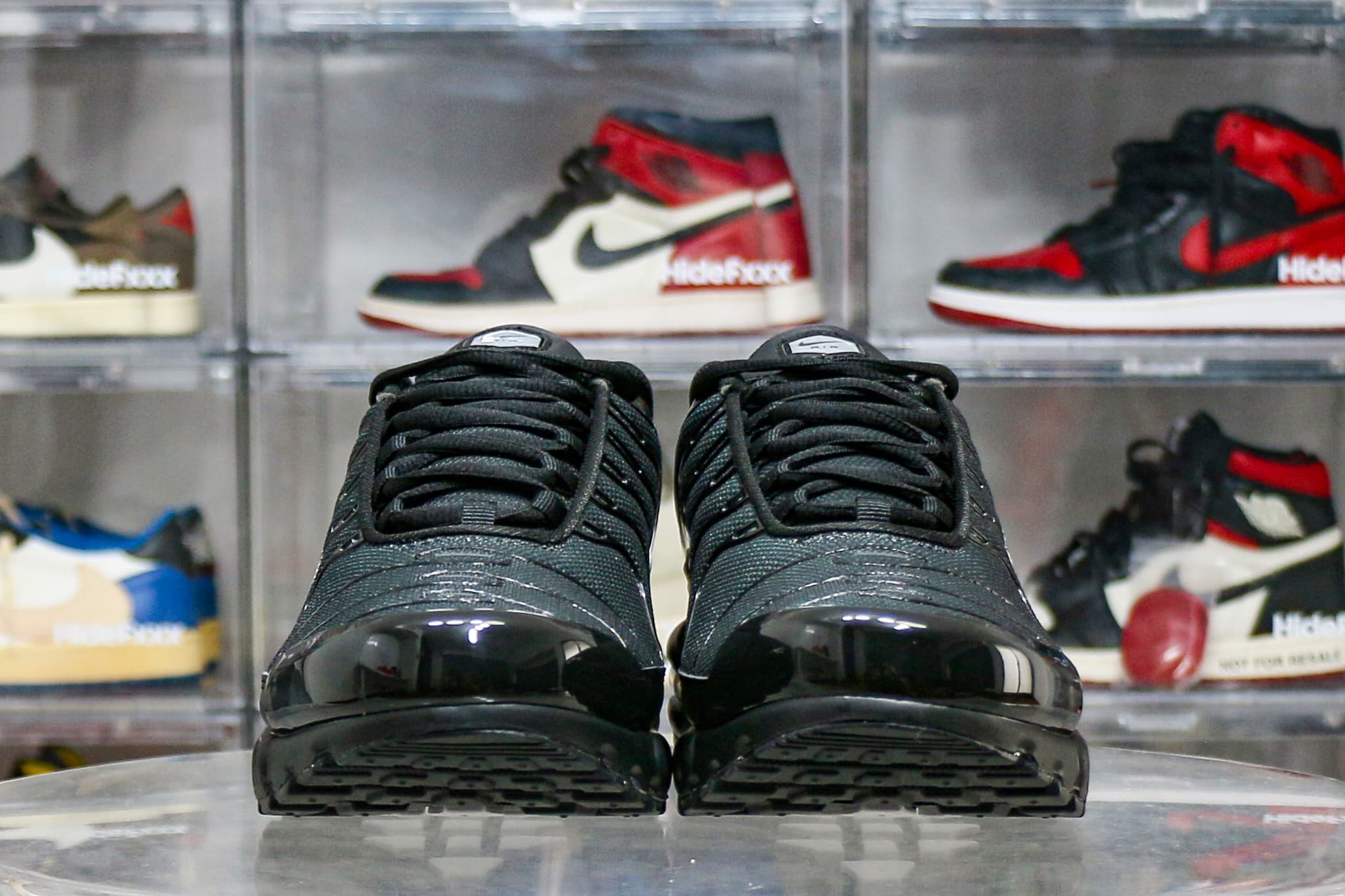 Nike Air Max Plus Multi Swoosh Black Crimson